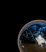 Cargar imagen en el visor de galería, Esfera Turmalina Negra Pulida Pequeña
