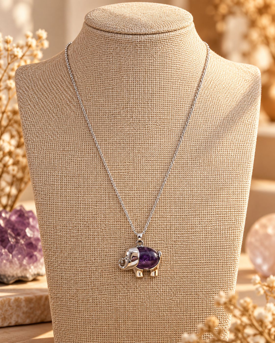 Colgante elefante plateado con amatista y cadena de plata de ley – prismatica house