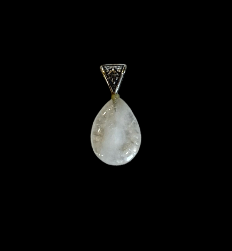 Dije Gota de Cuarzo Blanco Símbolo Celta Plata 950 de Prismática.