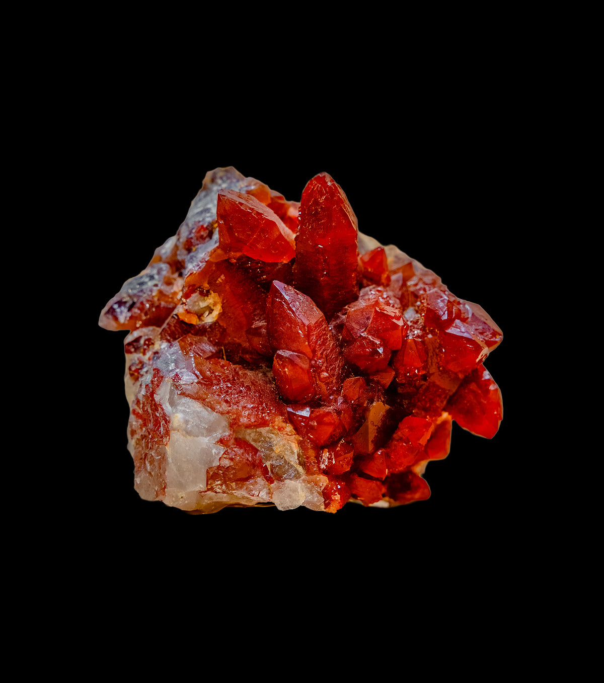 Drusa de cuarzo hematoide natural · 1,266 kg de prismática