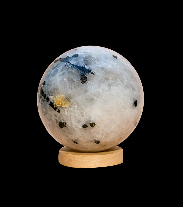 Esfera de Cuarzo con Turmalina Negra Natural Pulida